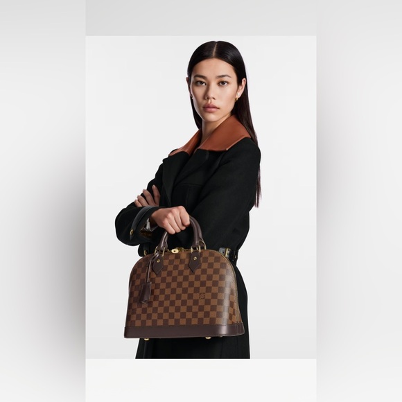 Louis Vuitton Alma Top Handle  Bag Brown Canvas - Picture 2 of 16